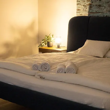 Apartman D52 - New In Downtown