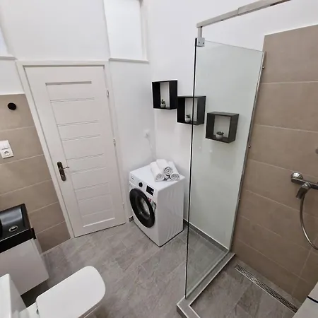 D52 - New In Downtown *