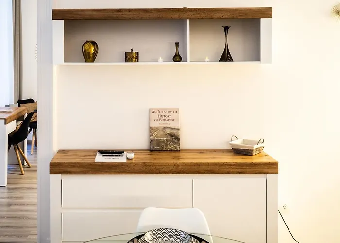 D52 - New In Downtown Apartament *