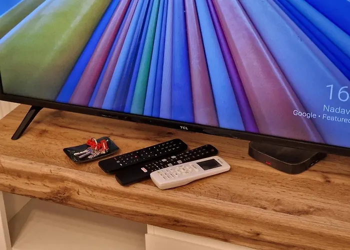 D52 - New In Downtown Budapesta